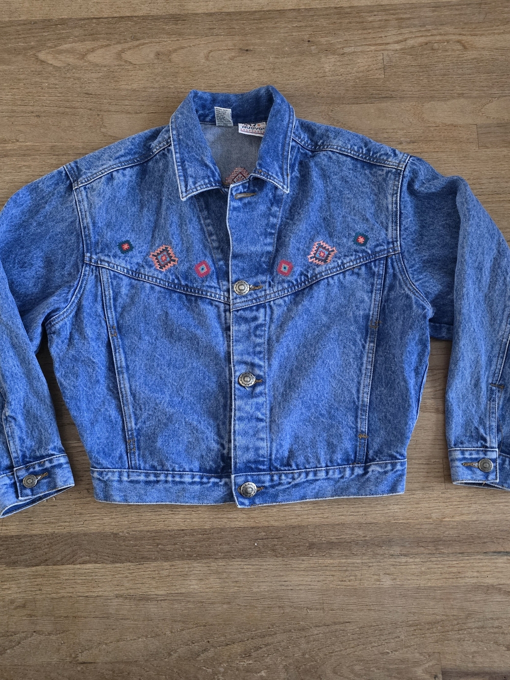 Vintage 80s 90s Nuovo Acid Wash Denim Cropped Jacket Southwestern Embroidered M